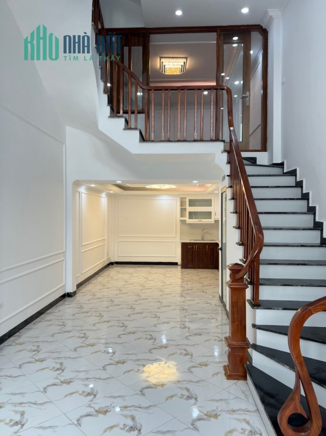 CHÍNH CHỦ CẦN BÁN NHÀ MỚI XÂY CẦU BƯƠU DT45m2 5T ÔTÔ 5.9 TỶ THƯƠNG LƯỢNG.