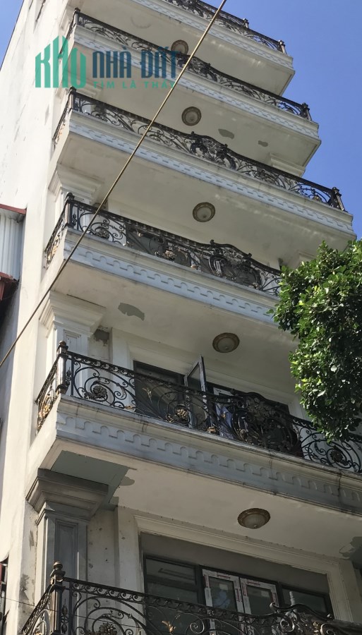 Cần bán gấp căn khách sạn 3 khu vực phường Hàng Buồm Hà Nội