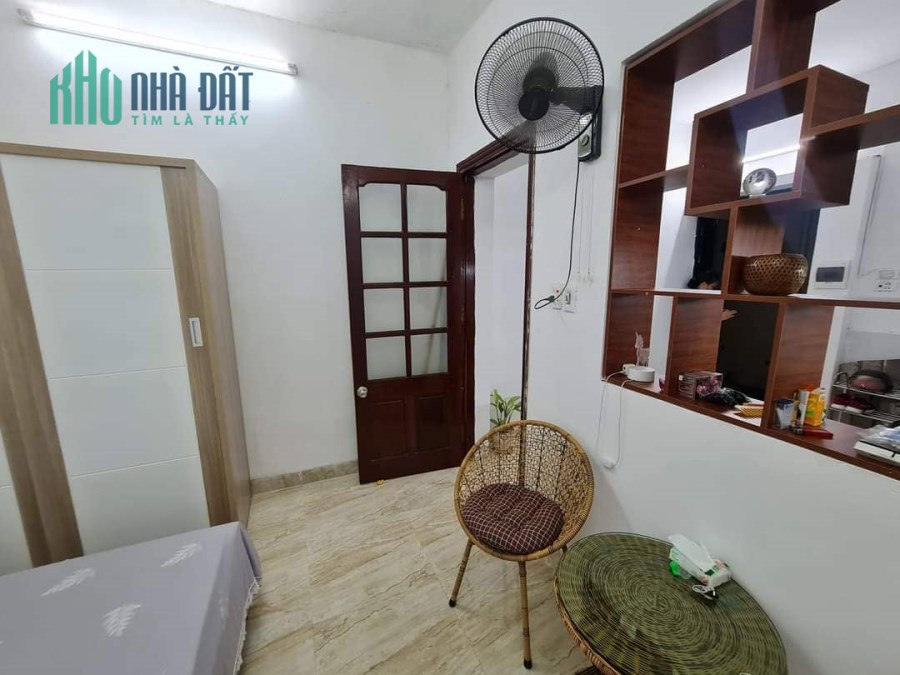 Bán nhà Nguyễn Văn Cừ, Ô TÔ TRÁNH 10M, NHÀ ĐẸP, Ở NGAY, PHÂN KHÚC HIẾM, chỉ 1,25 tỷ.
