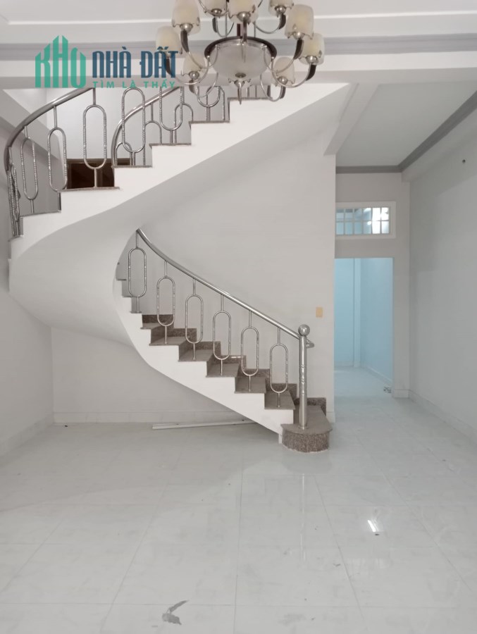 Lý Chính Thắng cách MT 20M dt 92m2 3 tầng, MT4M oto nhà mới ở ngay