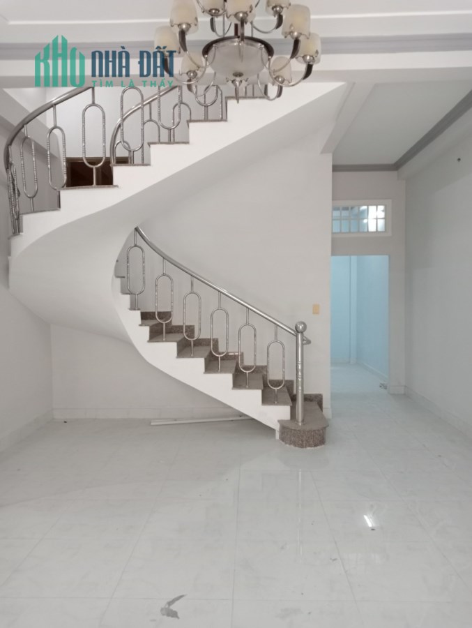 Ngộp bank bán gấp nhà HXH Đường số 28, Gò Vấp,65m2,2 tầng , 5 x13 , giá6 tỷ 700 có thương lượng