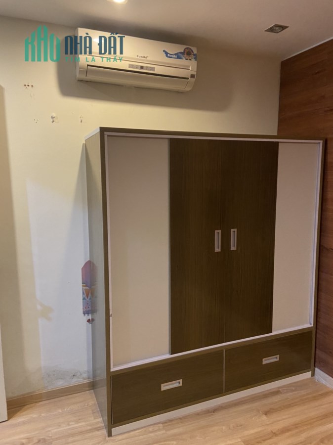 Chính chủ cần bán căn hộ tầng 4 nhà 48A Tăng Bạt Hổ.