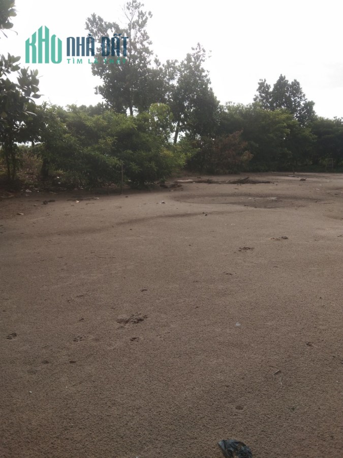Cần lô đất vị trí đẹp mặt tiền giáp kênh lớn tại Chợ Mới, An Giang, giá đầu tư
