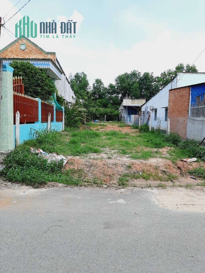Bán gấp lô đất 235m2 cạnh khu công nghiệp becamex