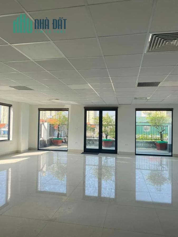 Bán nhà Mặt Phố TRẦN VỸ View Đại Dương 68m2, Mt 6M, Giá 23 Tỷ.