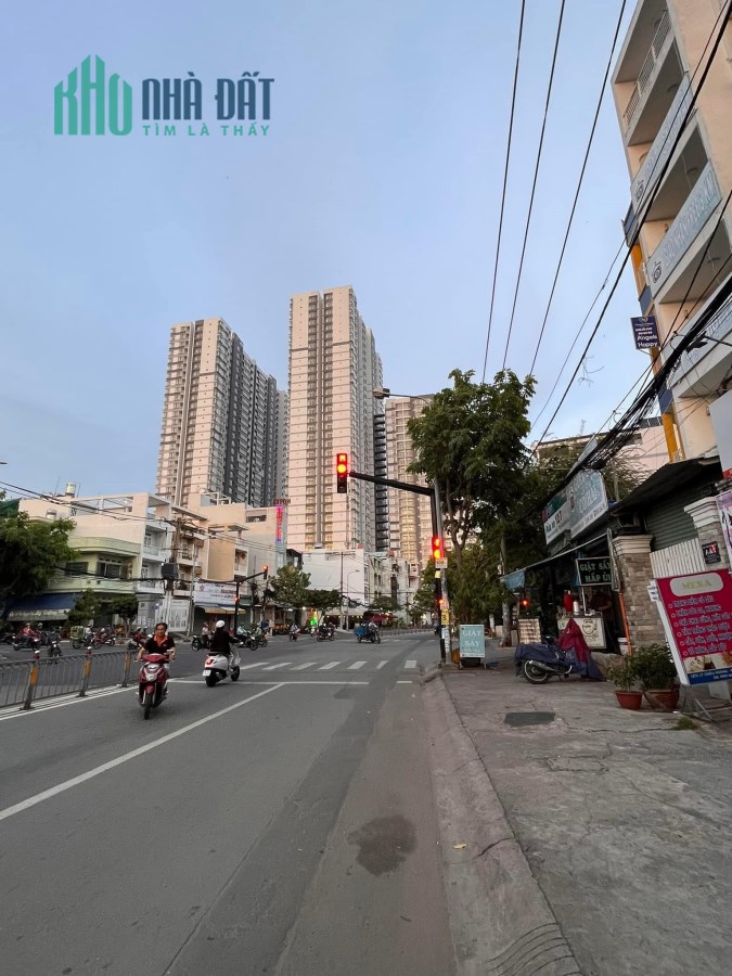 NHÀ BÁN HẺM XE HƠI LÝ CHIÊU HOÀNG P10.Q6 58M2 CHỈ 5.4TỶ