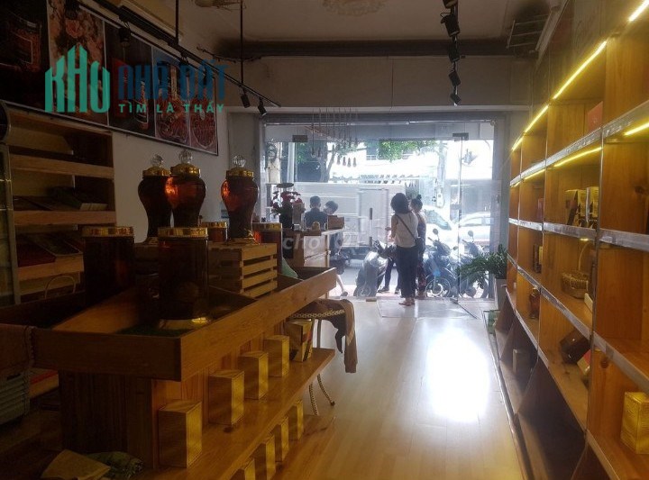 Cho thuê mặt bằng đường Trương Công Định, 5*15, giá chỉ 12tr/tháng. LH: 0909442230