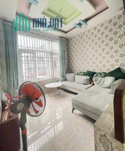 Bán nhà Thới An, Quận 12 Ngang 4.5m- 4 tầng HXH quay đầu cách Lê Văn Khương 50m chỉ 5 tỷ. 0934749575