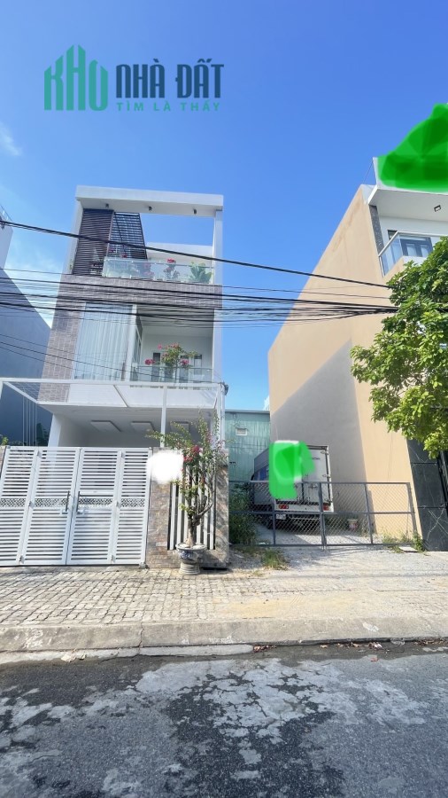 Bán gấp Đất mặt tiền Sơn Trà 80m2 gần Phạm Văn Đồng, cách Biển 200m, Gía 8,x tỷ
