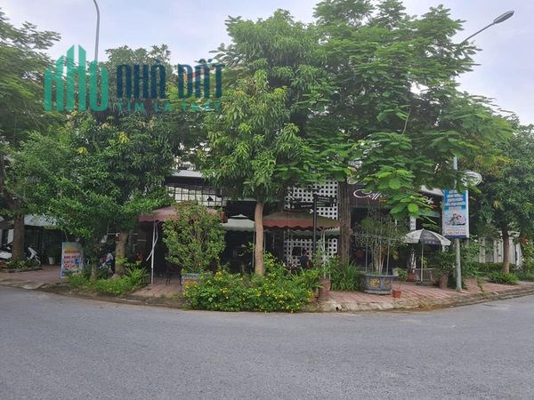 BÁN BIỆT THỰ ĐƠN LẬP SIÊU HIẾM VỊ TRÍ ĐỘC TÔN ĐẮC ĐỊA ĐẶNG XÁ GIA LÂM 308M 3 TẦNG MẶT 30M 0978299930