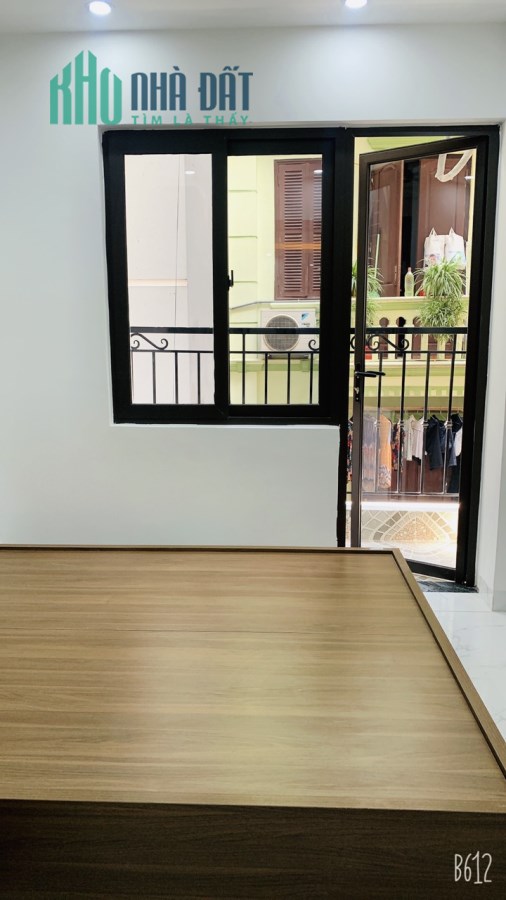 Chính chủ cần bán 5 căn hộ 820TR-890tr-950tr - Phố Láng - Nguyễn Chí Thanh.