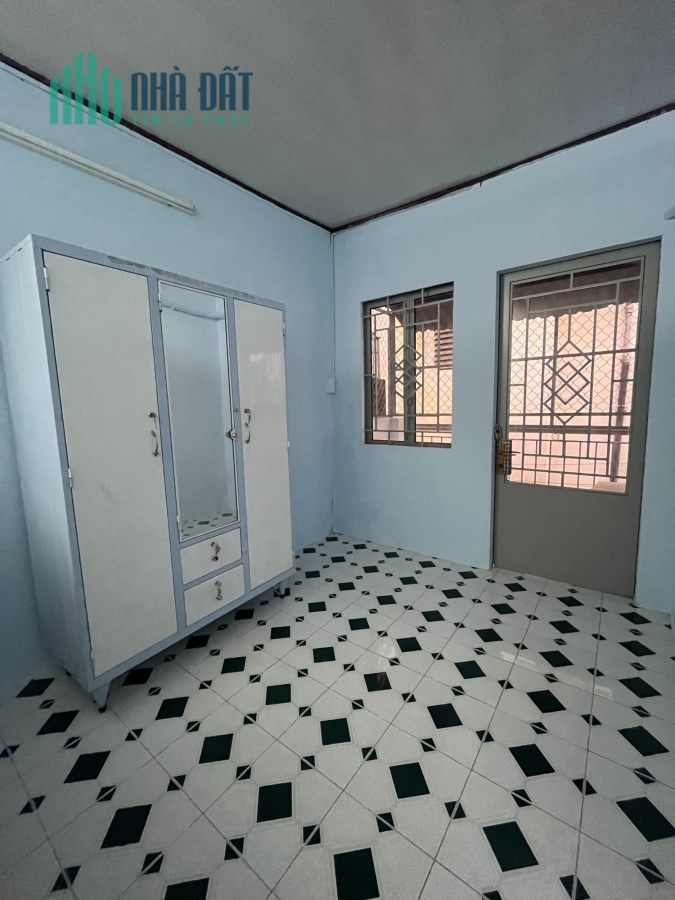 Bán nhà đường số 4 Cư Xá Đô Thành 04 quận3 30m2 4ỷ300triệu .
