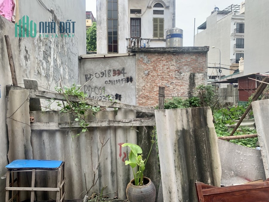 Bán đất Ngô Gia Tự, Long Biên, 45m, ô tô, hơn 2 tỷ.