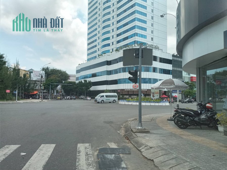 Sơn Trà - Bán nhà gần cầu Trần Thị Lý, DTSD 120m2, Ô TÔ, LG, 4 tỷ nhỉnh - 0396232575