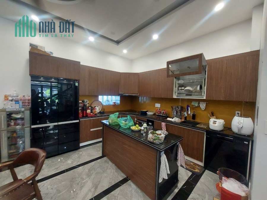 Bán nhà 4.5 tầng hoàn thiện đẹp lô 3B Lê Hồng Phong