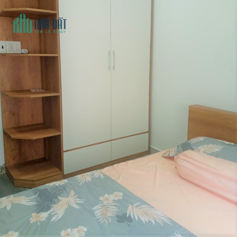 Sơn Trà - Bán nhà 3 tầng mới xây view biển Mỹ Khê, 3 tỷ hơn, đẹp long lanh LH Lý Uy Tín - 0396232575