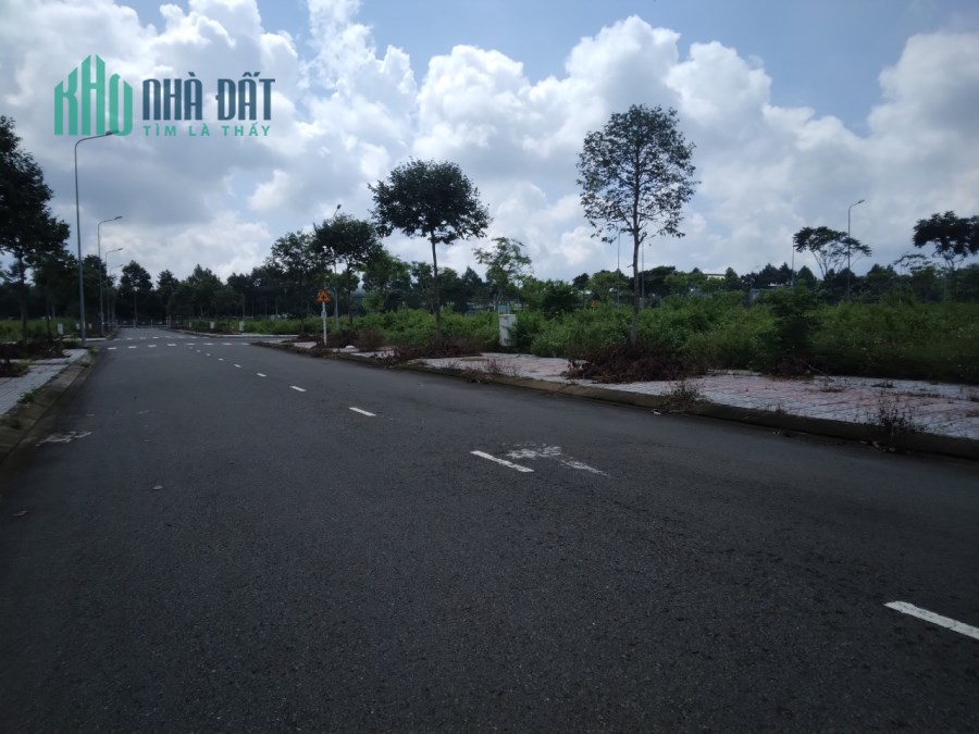 ĐẤT KCN DẦU GIÂY,ĐƯỜNG DT769: 135M THỔ CƯ,SHR