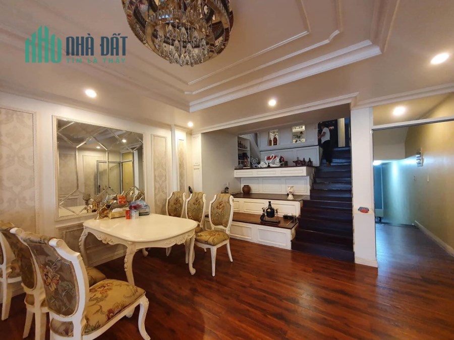 Bán Tòa nhà VP Phố ĐỖ QUANG CẦU GIẤY Gần phố 2 Ô tô tránh 60m2, Giá 15.2 Tỷ.