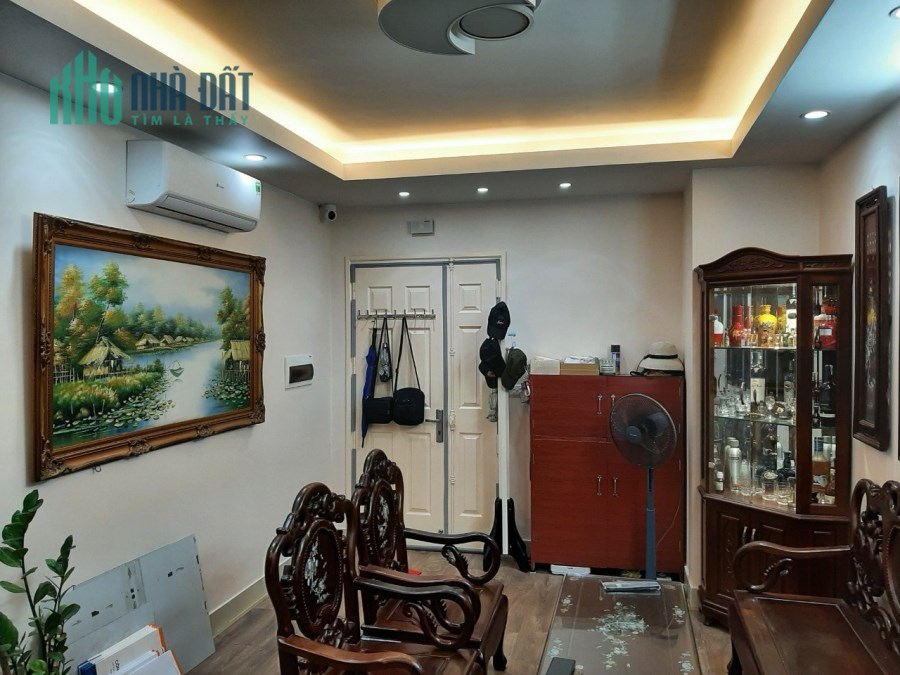 Chủ nhờ bán gấp căn Chung Cư 69m2, 2 ngủ tại Tòa ICC 1277 Giải Phóng - Giá chỉ 2.050 Tỷ