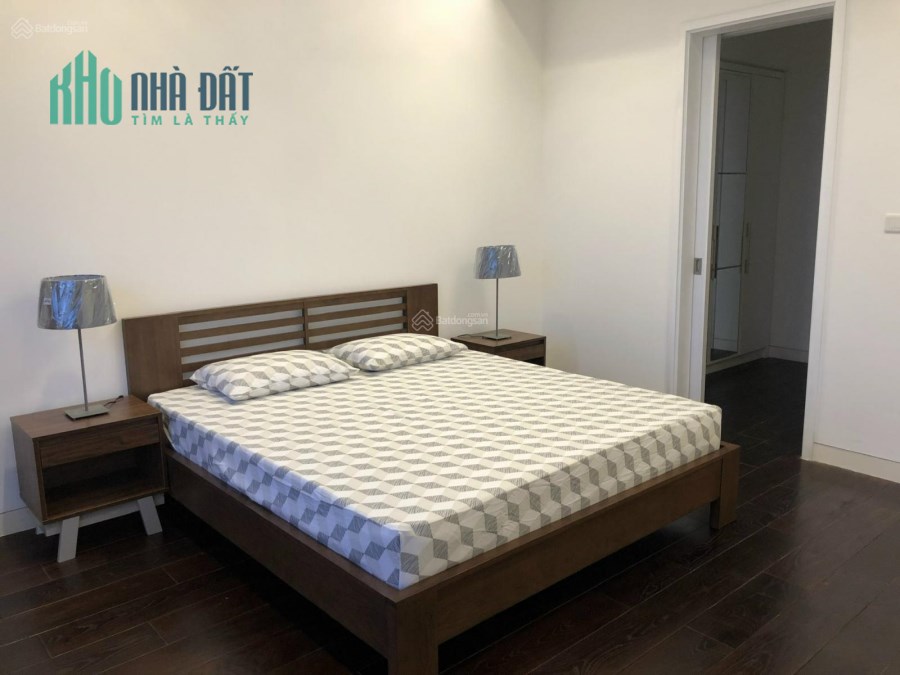 Cần bán căn hộ chung cư Indochina Plaza 207m2 11.5 tỷ, 0974681333
