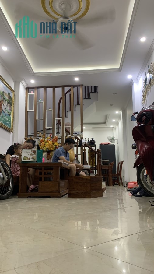 Bán nhà phân lô Khương Đình – Thanh Xuân, kinh doanh, full Nội Thất, 42m2x5T,gần phố, giá 4,5 tỷ