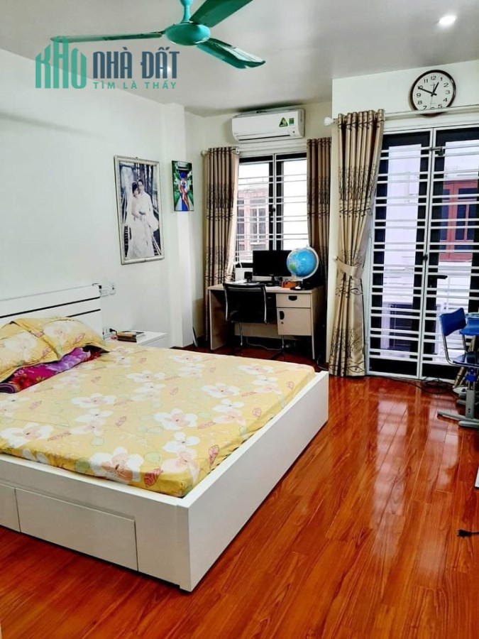 BÁN NHÀ MẶT PHỐ KIM ĐỒNG, PHÂN LÔ - Ô TÔ TRÁNH, VỪA Ở VỪA KINH DOANH SIÊU LỢI, 10,4 TỶ. 0975149605.