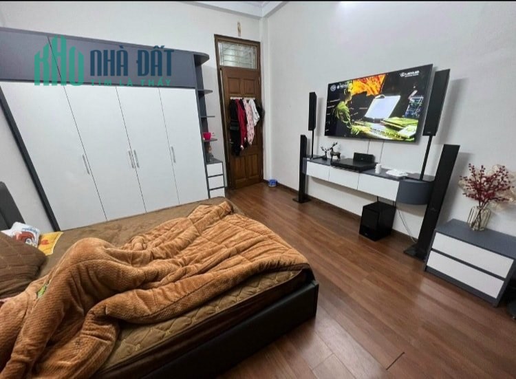 MẶT PHỐ - VỈA HÈ - KINH DOANH - Ở SƯỚNG - HÀNG XÓM PHỐ LỤA - HIM LAM VẠN PHÚC - 62M2 - 9 TỶ