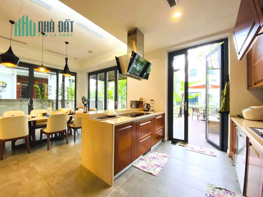 Bán nhà mặt phố Thái Hà, 2 thoáng, vỉa hè rộng, 45m2, 4 tầng, mặt tiền 4m, 15 tỷ; LH 0898599969