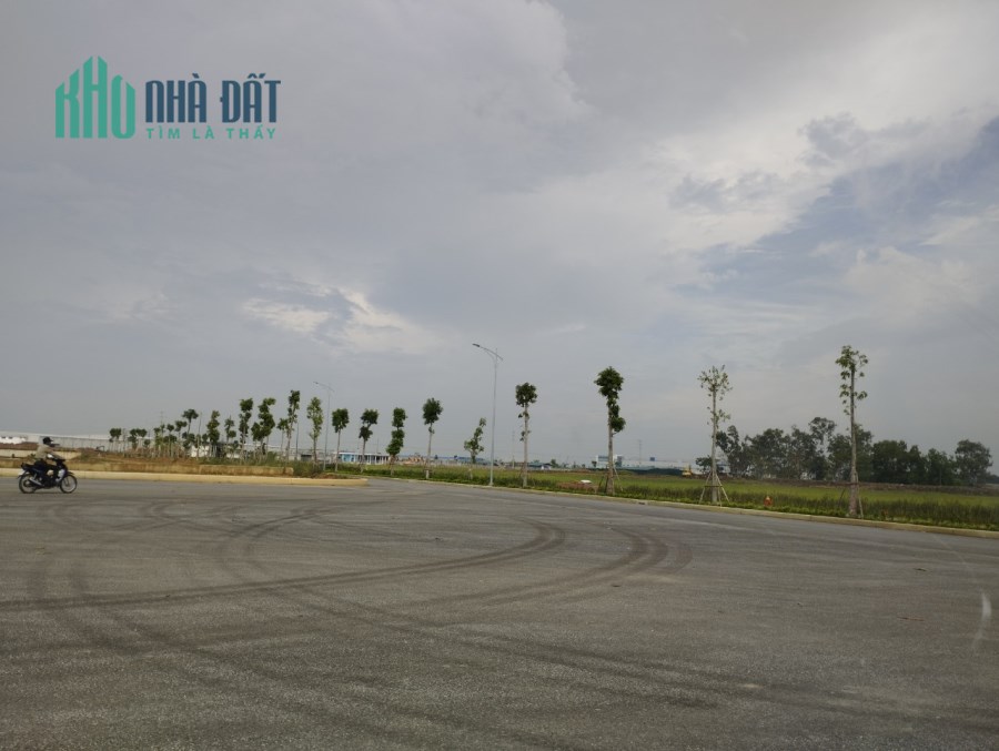 Đất KCN Thanh Liêm, DT 1ha đến 20ha, mặt đường QL1A và 21. hạ tầng đẹp, giá thấp nhất thị trường.