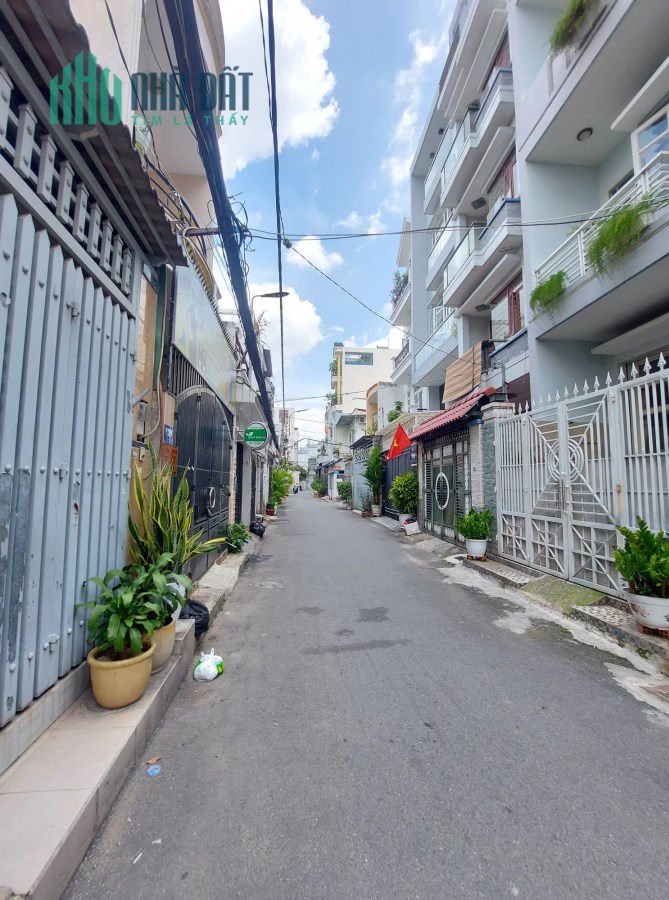 BÁN NHÀ NGUYỄN VĂN KHỐI, GÒ VẤP - HẺM XE TẢI THÔNG - CÁCH MT 30M - VUÔNG A4 - 33M2 - CHỈ 3.55 TỶ TL.