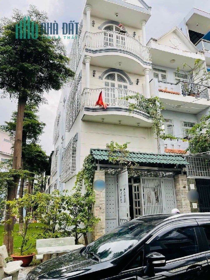 Siêu Phẩm Biệt thự ven sông 2 mặt tiền 4 Tầng, tại Gò Vấp. Gía chỉ 7.2tỷ.