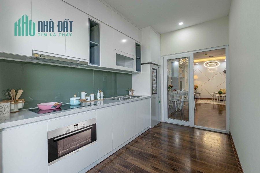 Cắt lỗ bán nhanh căn hộ 3 PN 106m2 tù 2,7 TỶ, Ở NGAY, đã có SỔ HỒNG, trung tâm Hà Nội