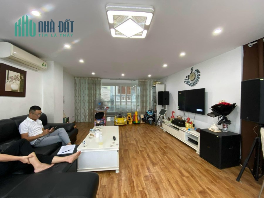 Bán gấp nhà ngõ Đỗ Thuận, Đê Tô Hoàng giá 5 tỷ, 68m2, SĐCC