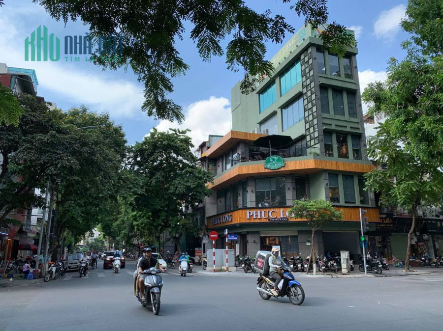 CHO THUÊ NHÀ CĂN GÓC MẶT PHỐ NGÔ THÌ NHẬM, MẶT TIỀN 17M, TỔNG DIỆN TÍCH 490M²
