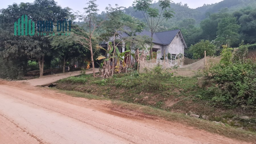 Sẵn 1 sổ đỏ, bán 225m2 mặt đường Tỉnh Lộ 317, chỉ 650 triệu, cách Hồ Phượng Mao: 100m, Thanh Thủy