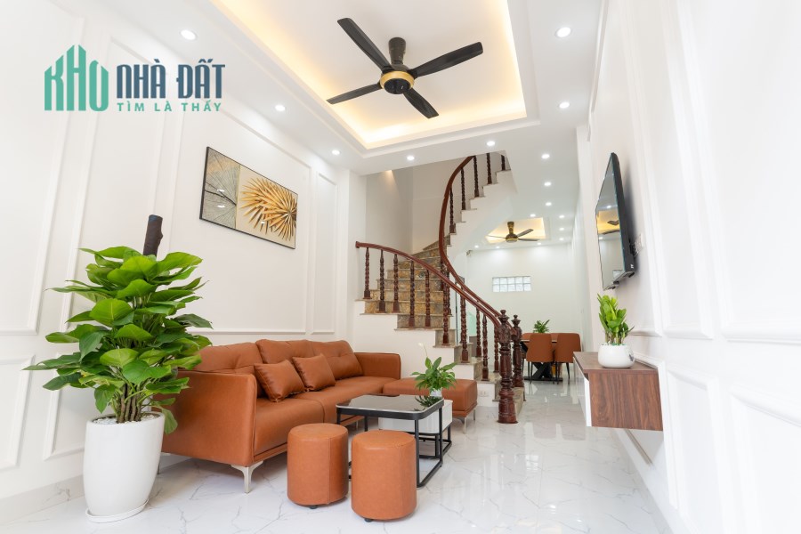 Chính chủ cần bán căn nhà gần 40m2 ngay trung tâm quận Hai Bà Trưng