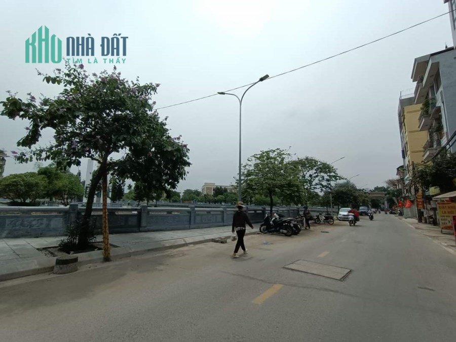 PHÚ DIỄN- Ô TÔ VÀO NHÀ - 4 MẶT THOÁNG  - TIỆN ÍCH VÔ VÀN,92m*2tầng,mt8.5m, nhỉnh 6tỷ