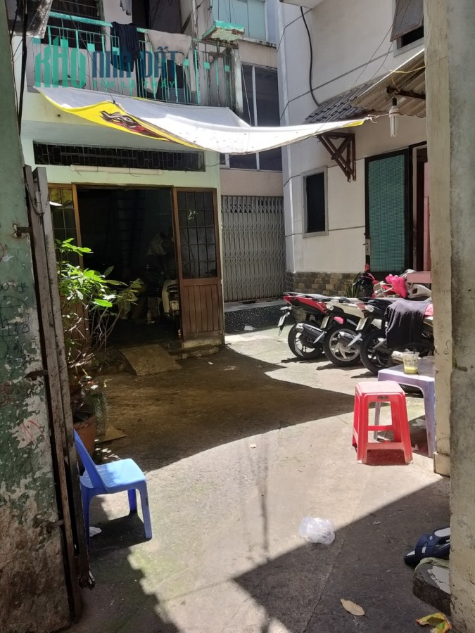 BÁN NHÀ NỞ HẬU GẦN MẶT TIỀN ĐƯỜNG TÔN THẤT TÙNG QUẬN 1 CHỈ 5.5 TỶ