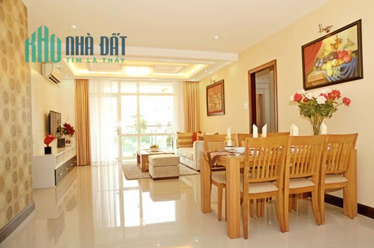 Cần bán CH Royal City R5- 3PN-93m2-Giá rẻ-Lh: 0903409420