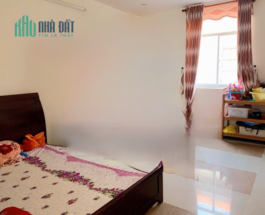 Nhà phố 126m2 trong KDC Conic cho thuê 20 triệu/ tháng