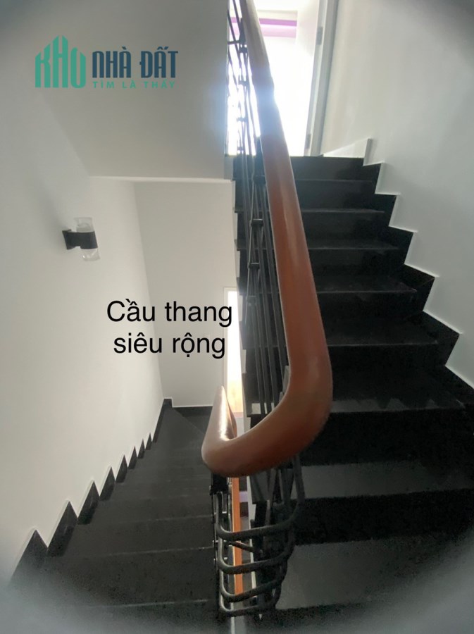 Bán nhà Bình Thạnh 5 tầng 57m2 HXH mà chỉ 7.65 tỷ siêu rẻ