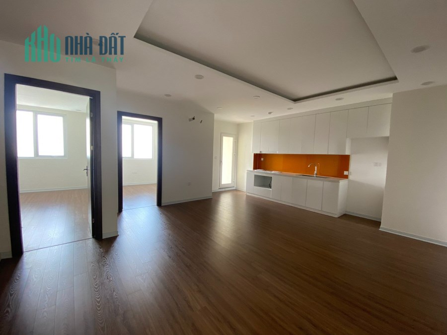 Bán gấp căn hộ 85m2, gần Phố Cổ, nội thất cao cấp, ở ngay