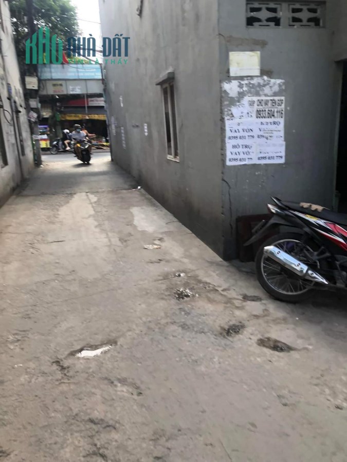 Nhà mới hơn 40m2 sát HXH chỉ 3ty9
