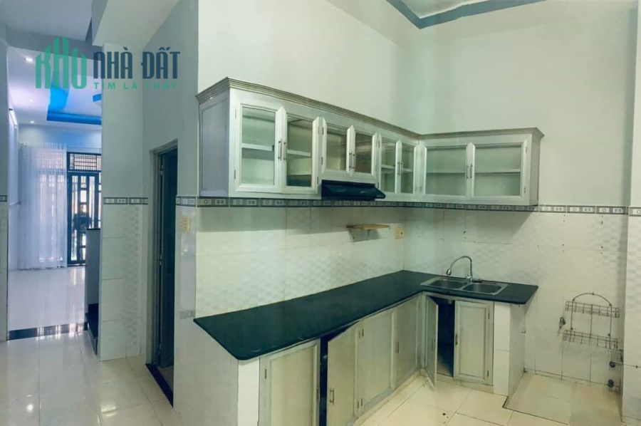 Nhà mới Lê Văn Lương sát HXH chỉ 3ty900