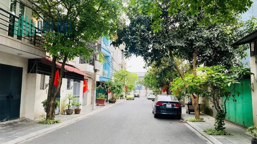 Hiếm!!! đất nền Phân lô phố Thạch Bàn, 35m, ô tô đỗ cửa giá chỉ nhỉnh 4 tỷ. LH 0858999616