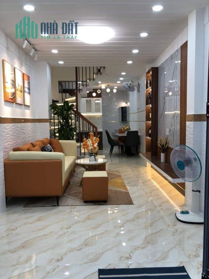 Bán nhà HXH P12 Gò Vấp, 3 Tầng, 34M2, 3PN đẹp ở ngay, 4.8 Tỷ TL