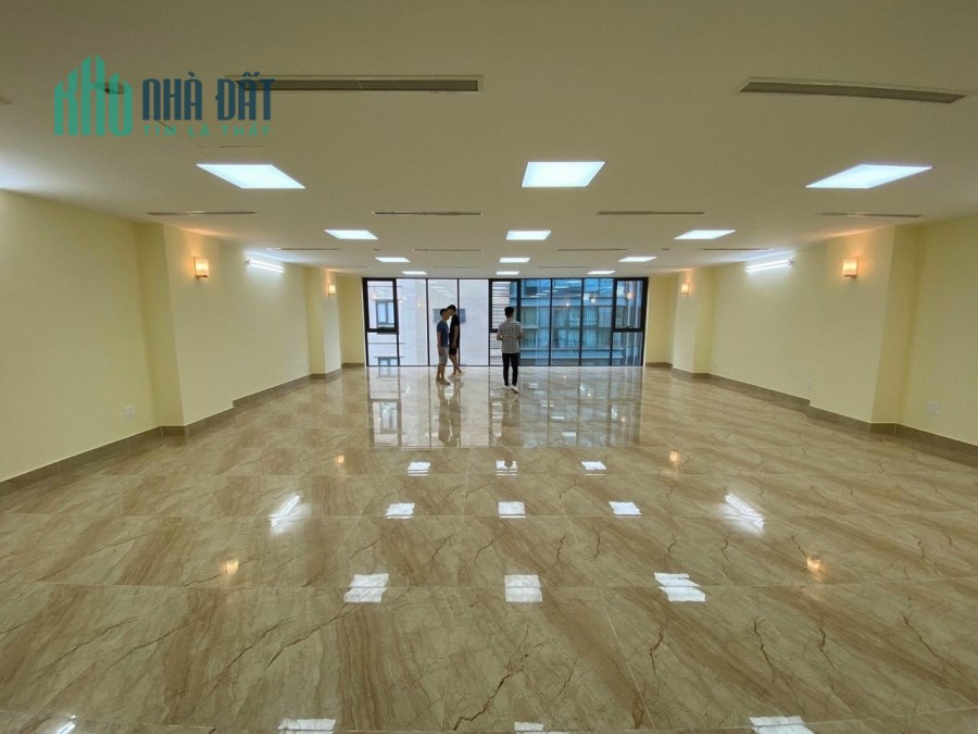 Bán nhanh tòa nhà 9 tầng MP Tô Vĩnh Diện, Thanh Xuân. DT 95m2, lô góc, giá 37 tỷ