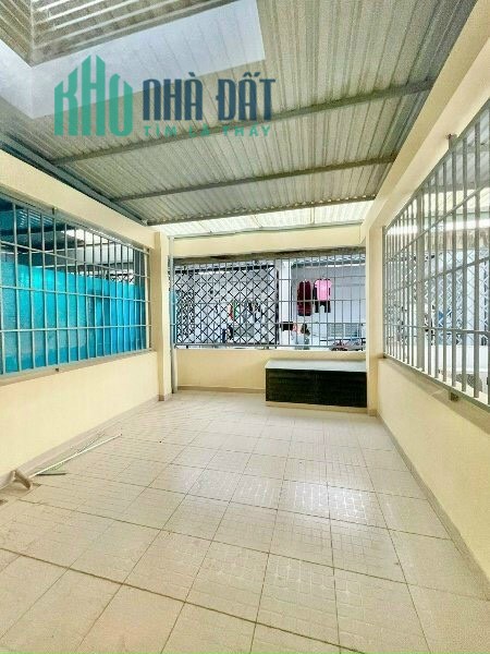 Bán nhà hẻm đường Bạch Đằng, phường 25, quận Bình Thạnh, giá 10 tỷ, 44m2.