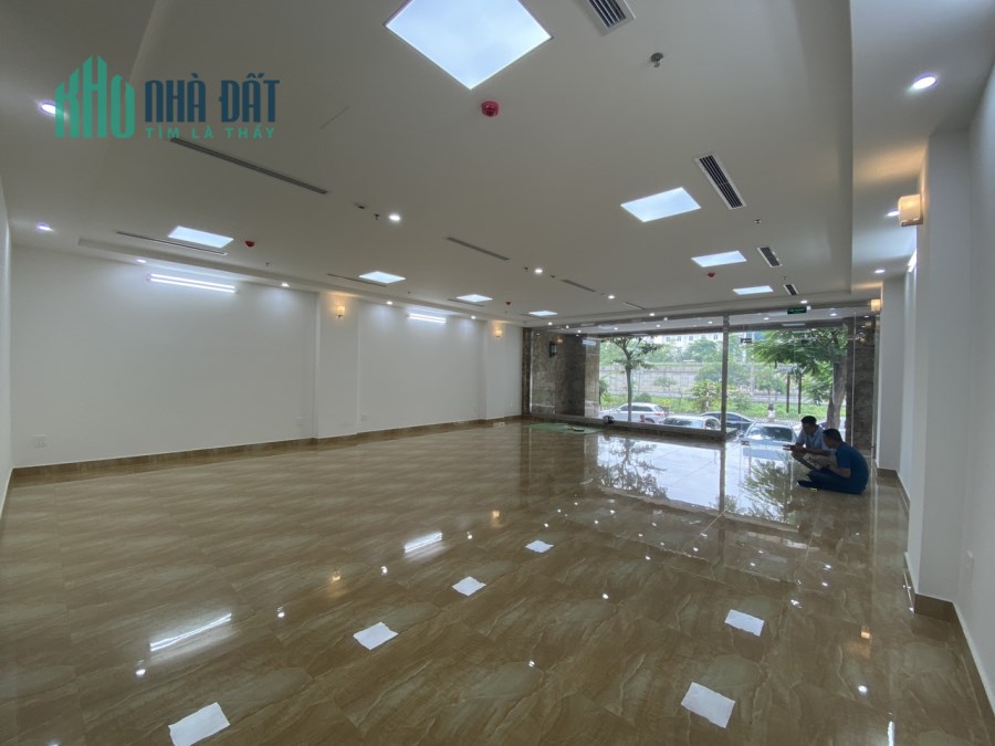 Cần bán trước tết tòa văn phòng 9 tầng MP Quang Trung - Hà Đông 135m2