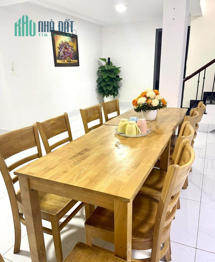 Kẹt Tiền Giảm Mạnh Bán Gấp Villa Siêu Xinh Khu Biệt Thự P11 Đà Lạt